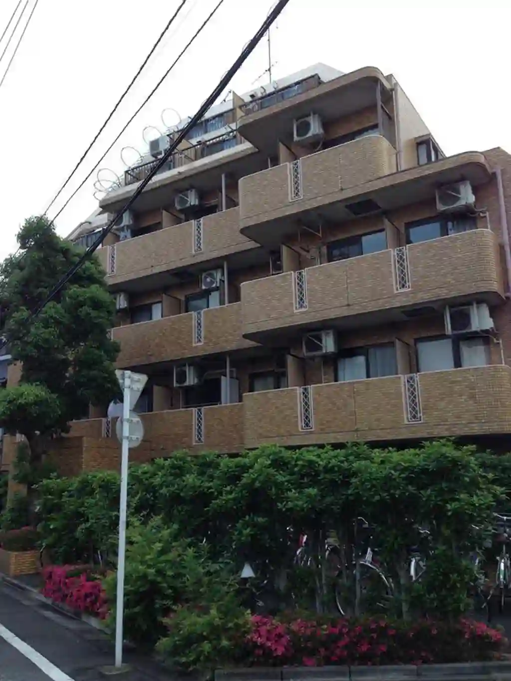 ライオンズマンション綾瀬第3 外観