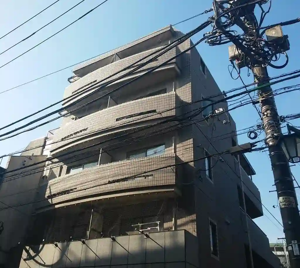 アベニューカラスヤマ 外観