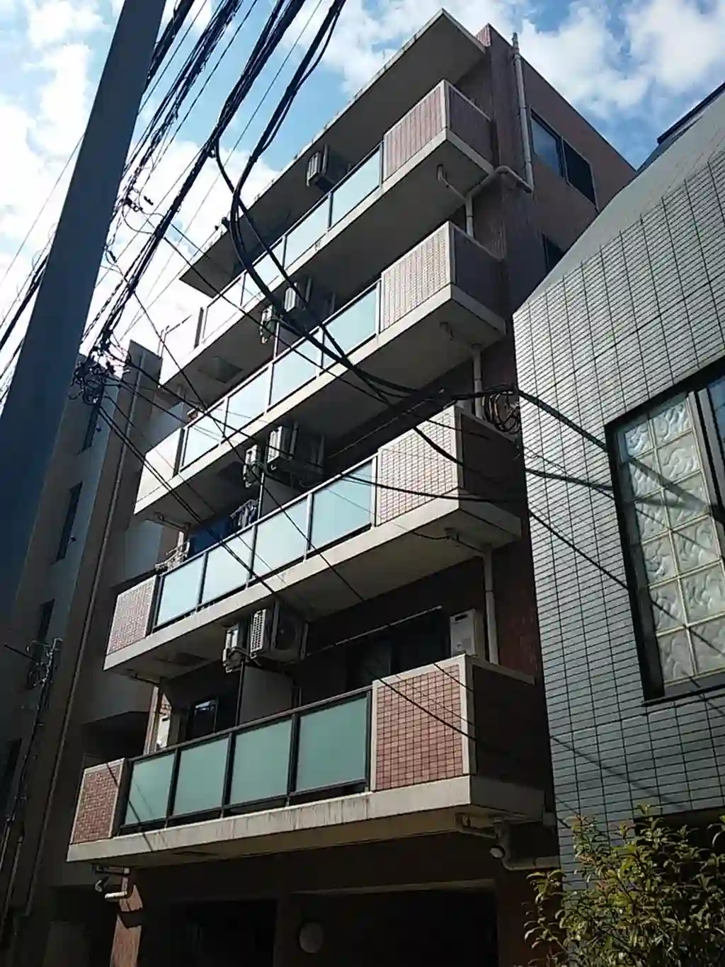 EmpereurBetonK 外観