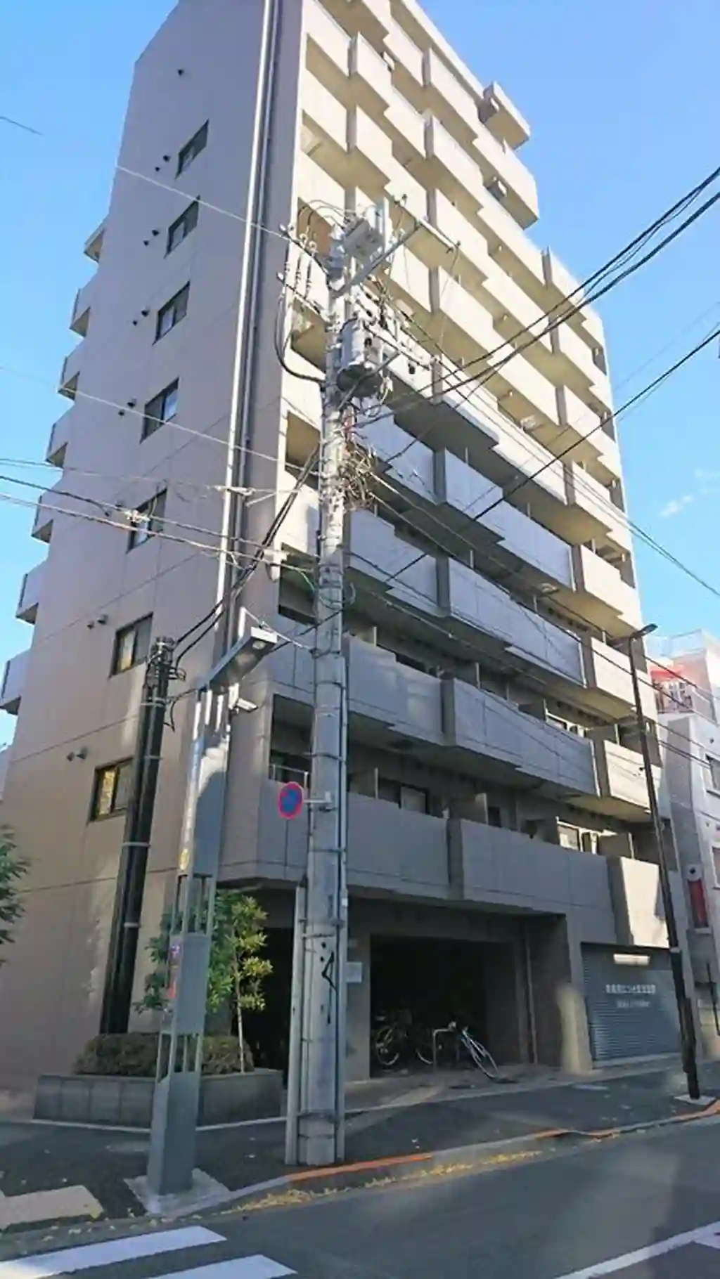 ルーブル神宮前 外観