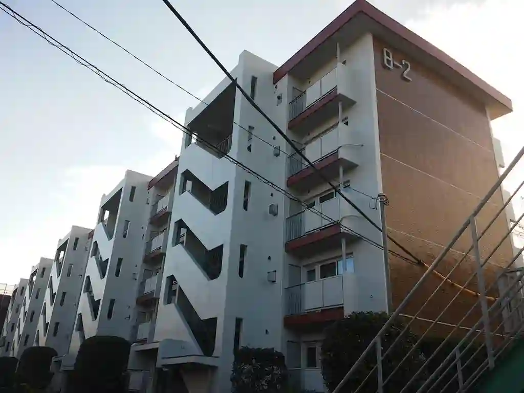鹿島住宅8-2号棟 外観