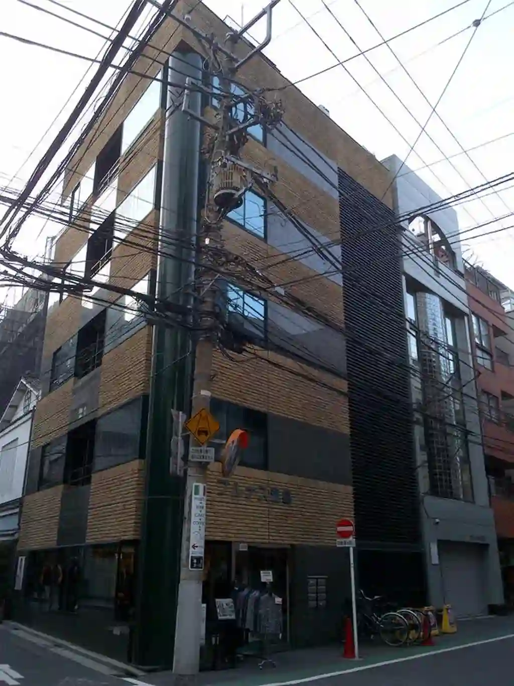 プルナス湯島 外観