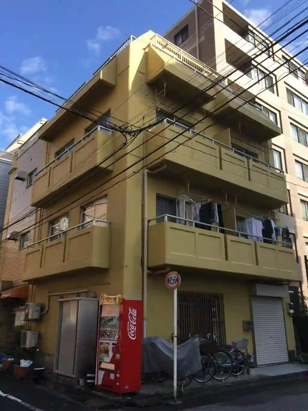 フロイデー 外観