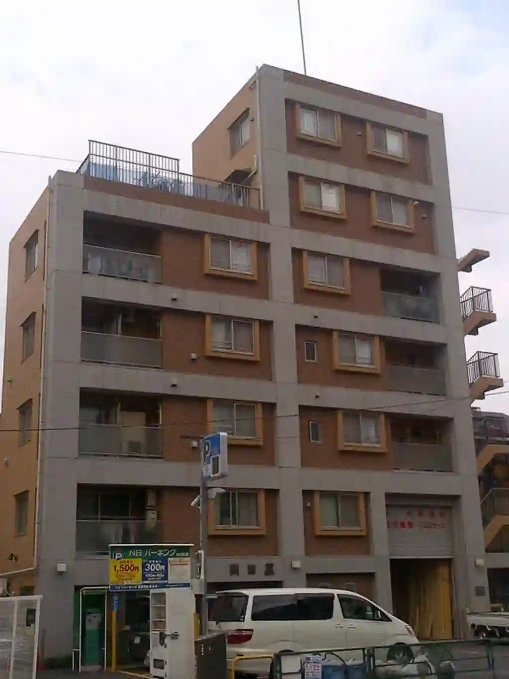 フロレスタOKADAYA 外観