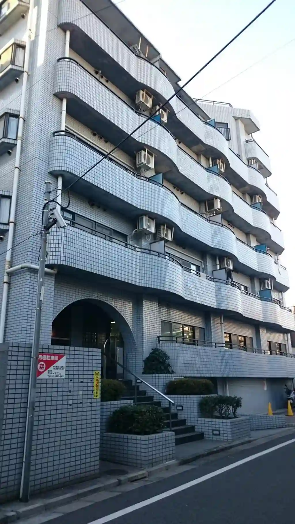スペースエム 外観