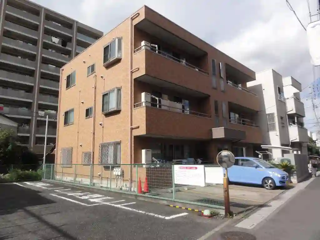 LA FAMILLE SAKAE 外観