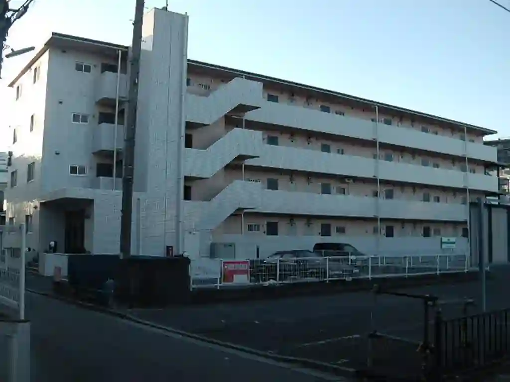ファベール西浦和 外観