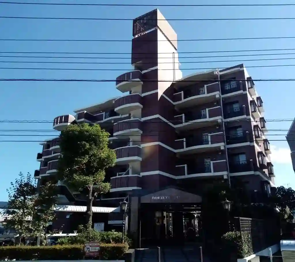 ドミールセルサス 外観