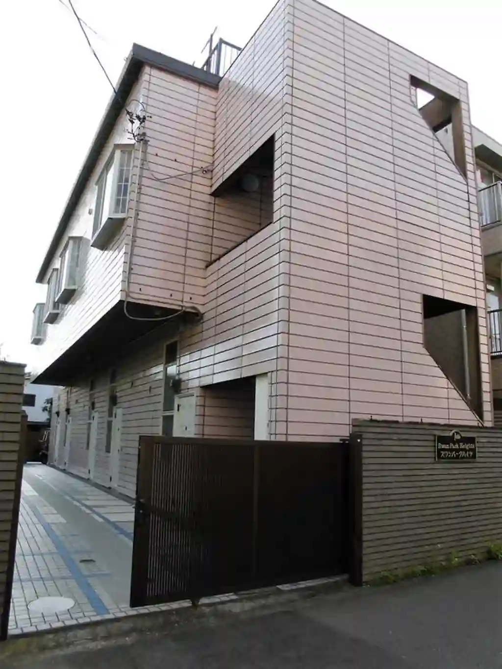 スワンパークハイツ 外観