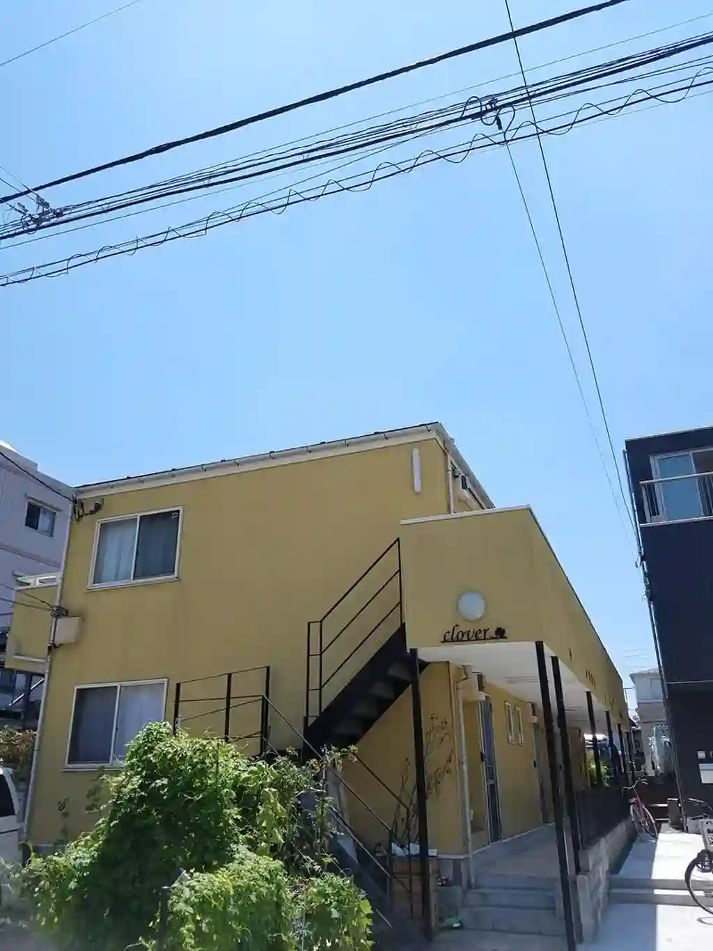 クローバー 外観