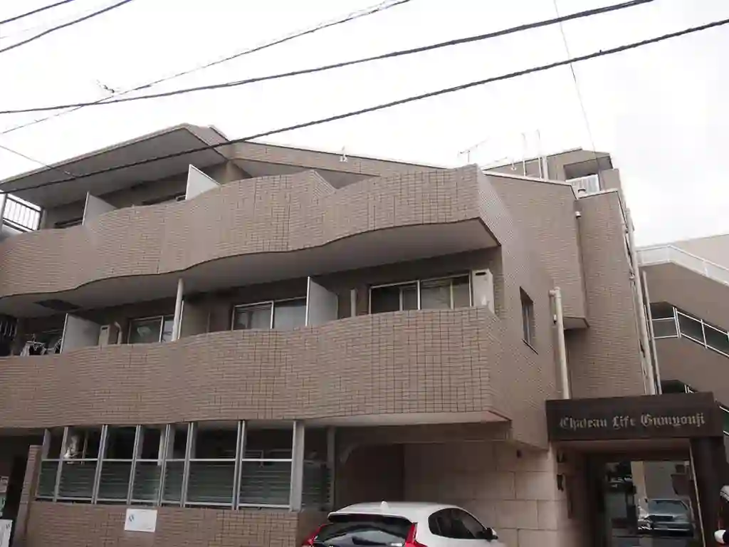 シャトーライフ弘明寺 外観