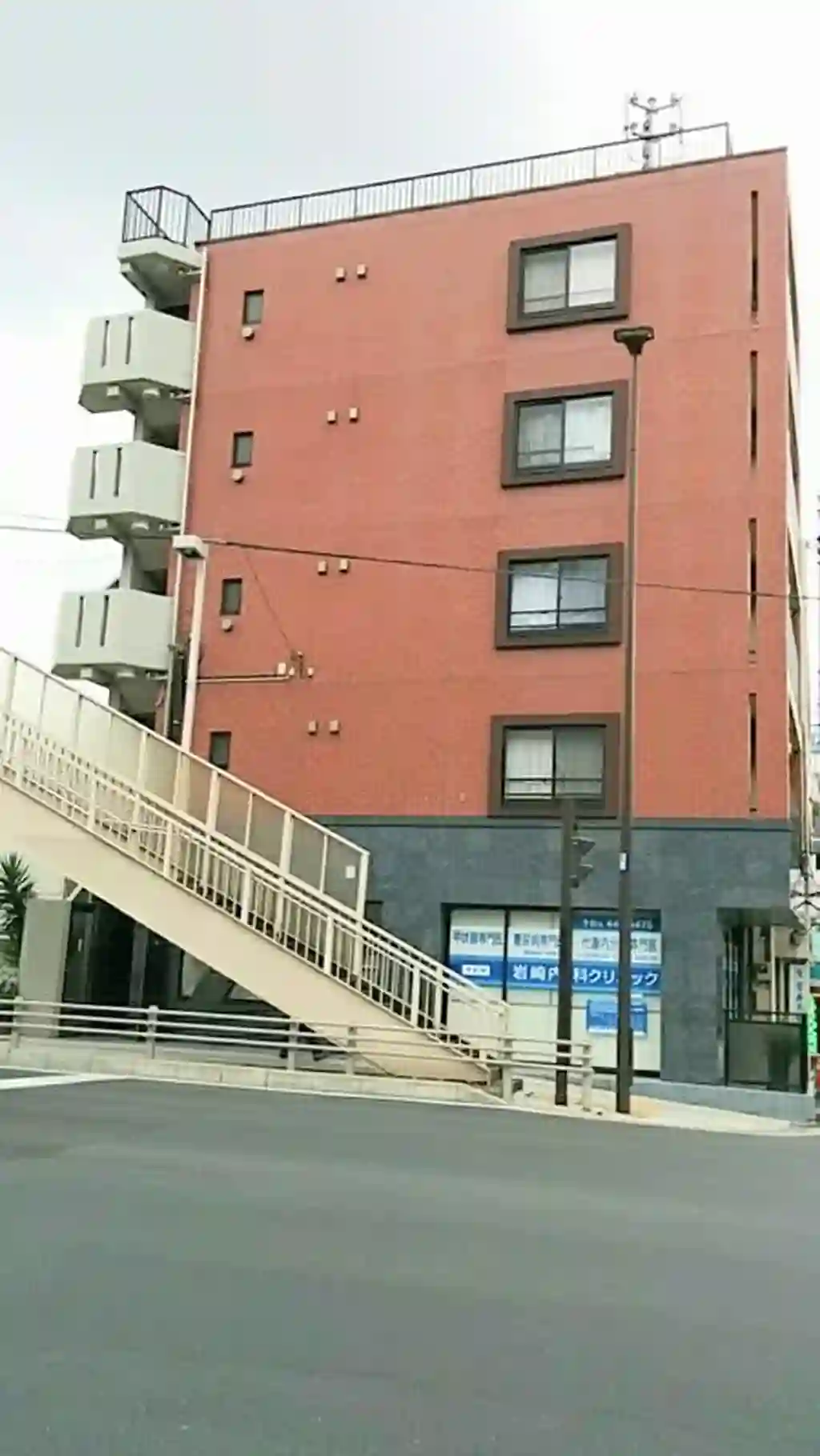 フルール横浜 外観