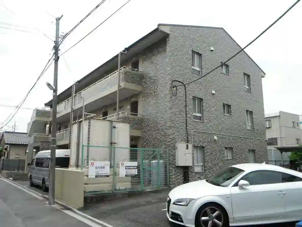ルエスト浦和 外観