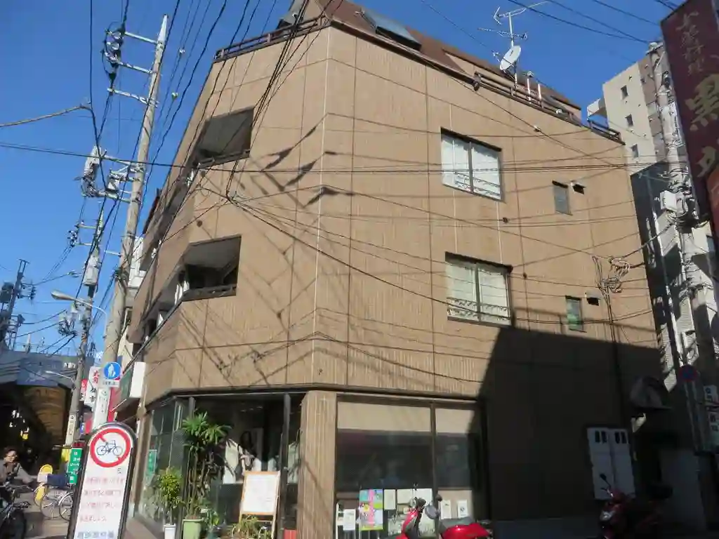 モアジョイフル 外観