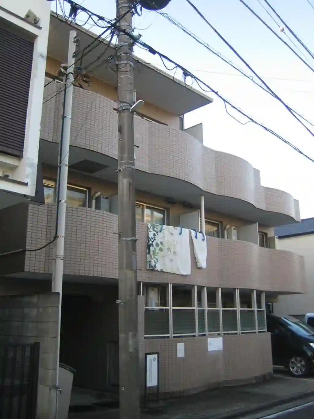 シャトーライフ弘明寺 外観