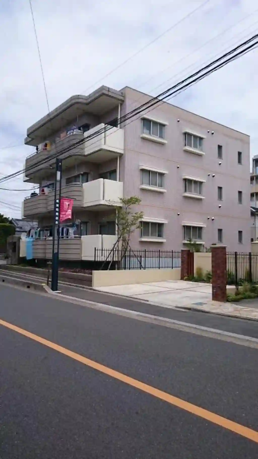 ルネッサ・パレス 外観
