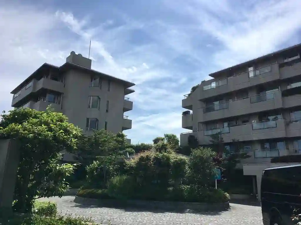 アルシュシャリテ 外観