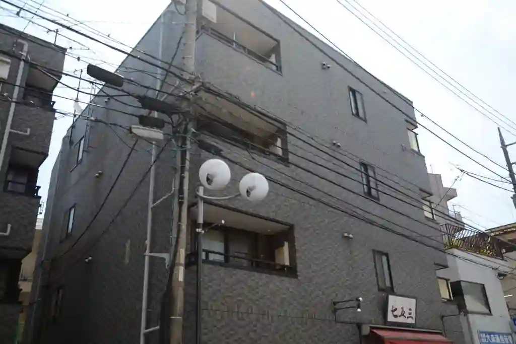 アストラル 外観
