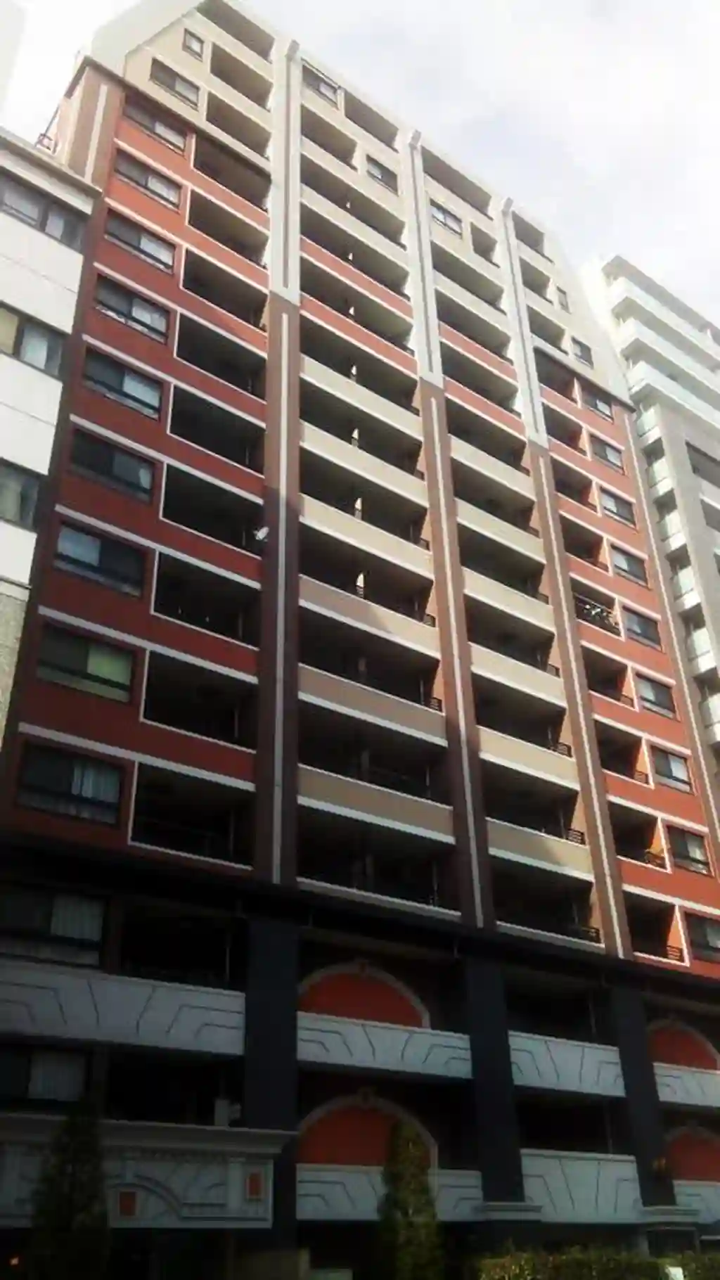 ドメス新横浜 外観