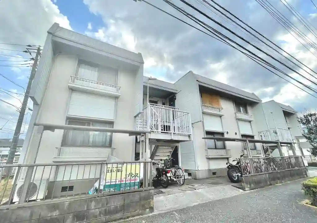 ホワイトパレーシャル 外観