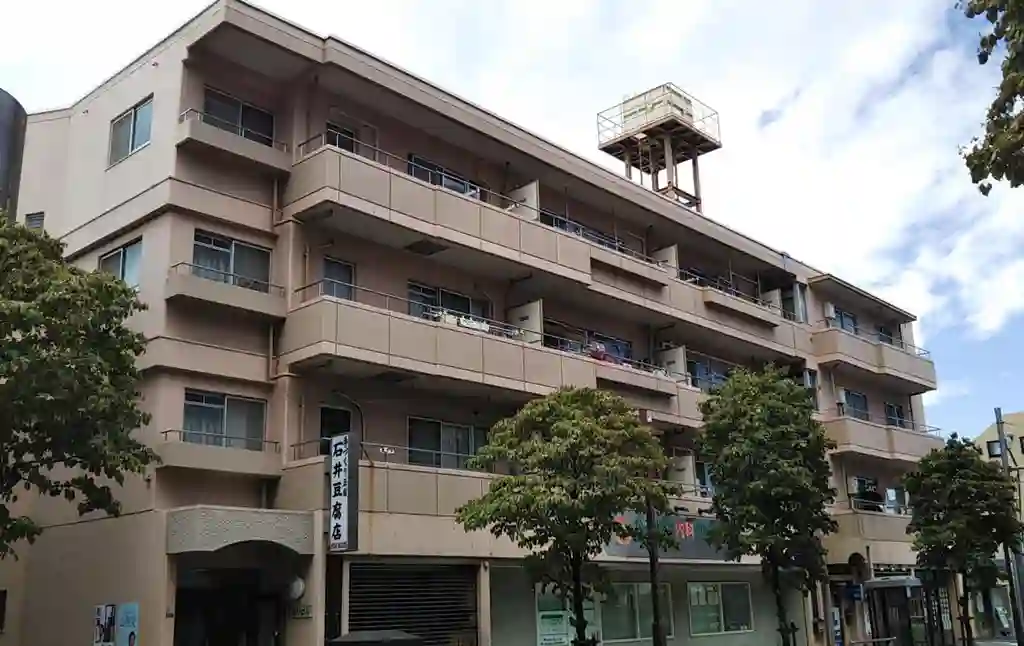 温泉通りビル 外観