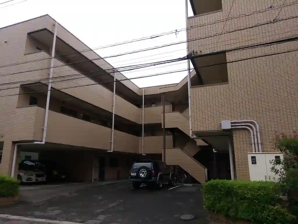 ゴールドファースト 外観
