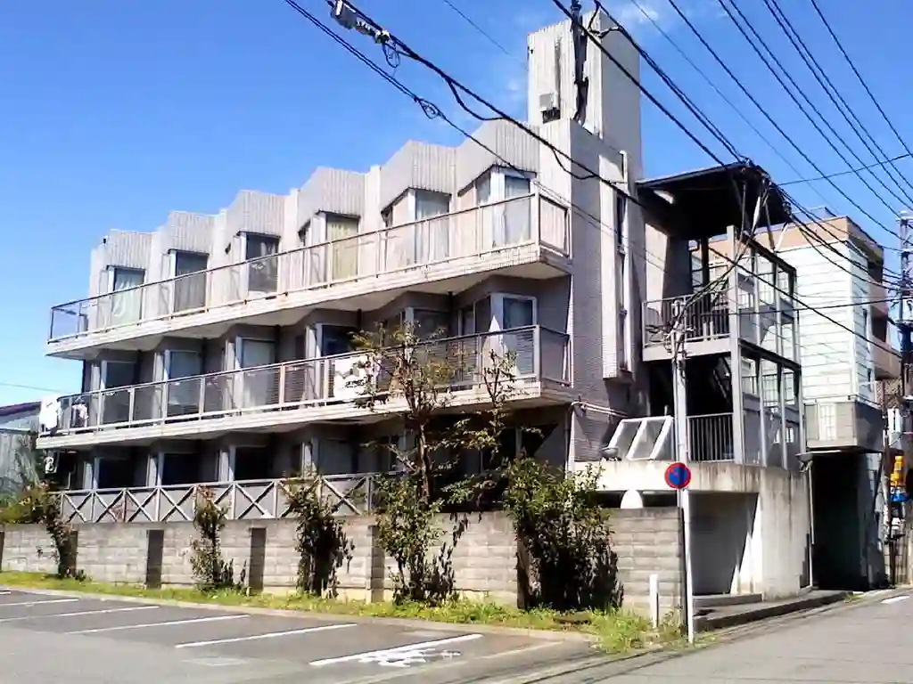 キャトルセゾン橋本8 外観