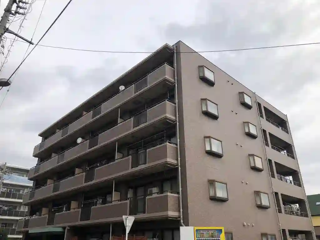 クルーセ23 外観