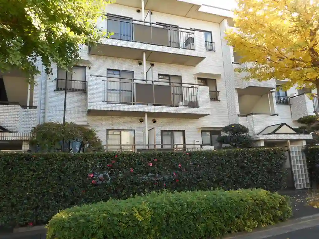 ロイヤルシティ三番館 外観