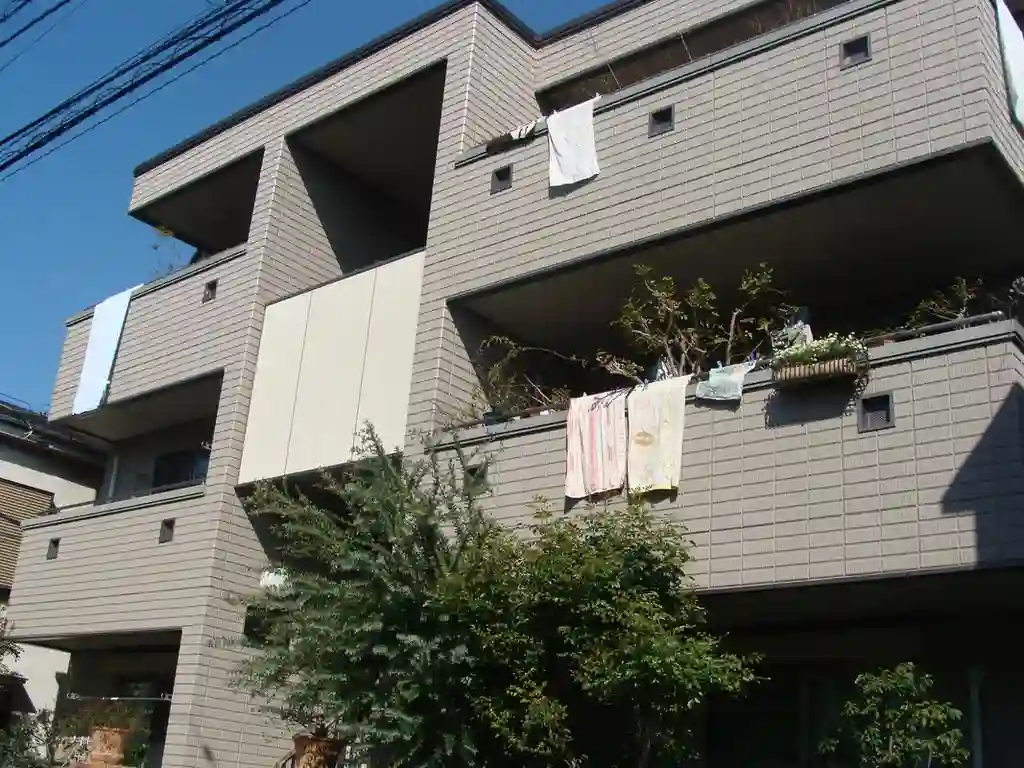 フェリシア 外観