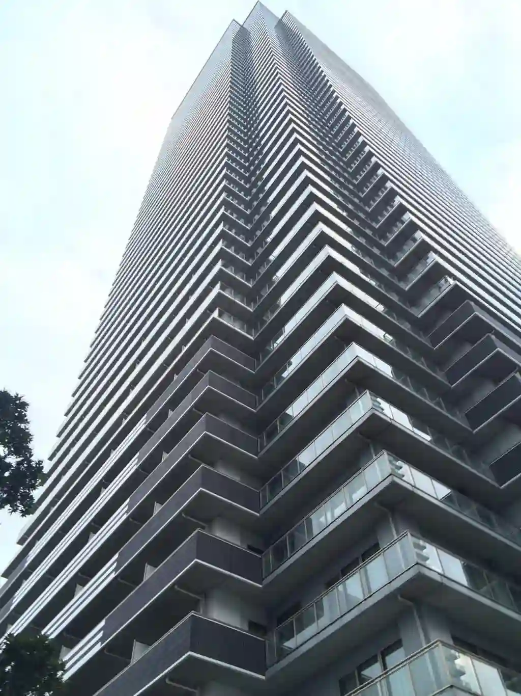 WコンフォートタワーズEAST 外観