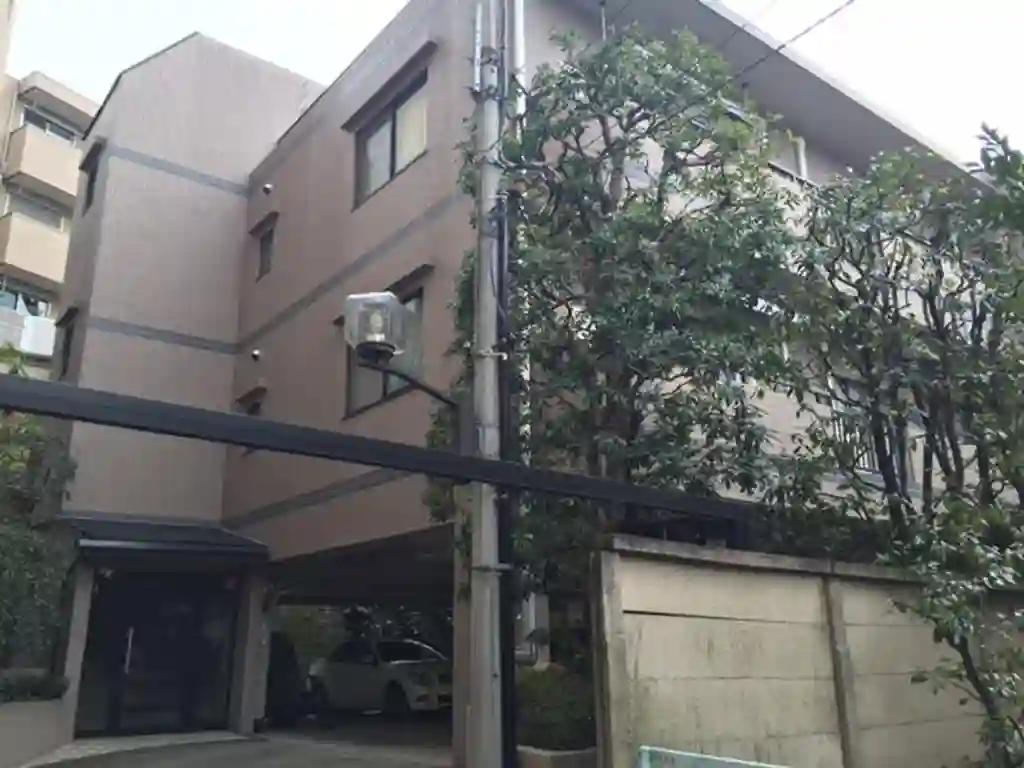 メースコリーナ本郷 外観