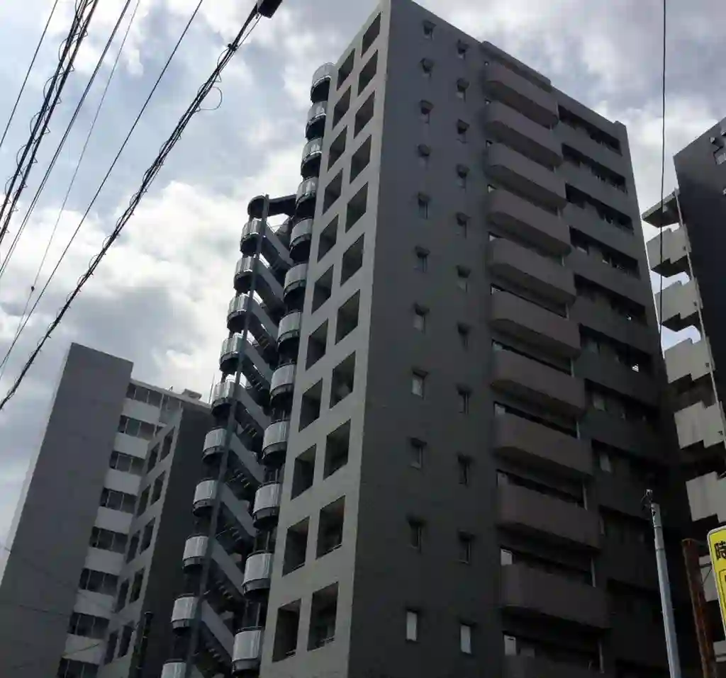 登戸パーク・ホームズ 外観