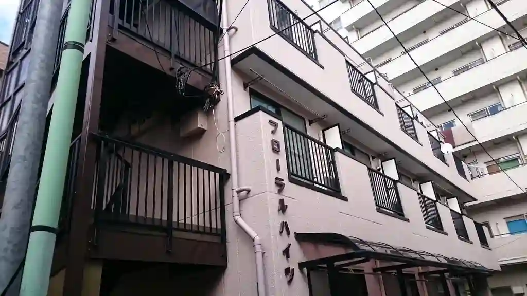 フローラルハイツ 外観