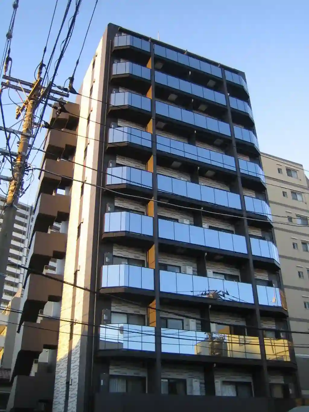 ロアール横浜西 外観