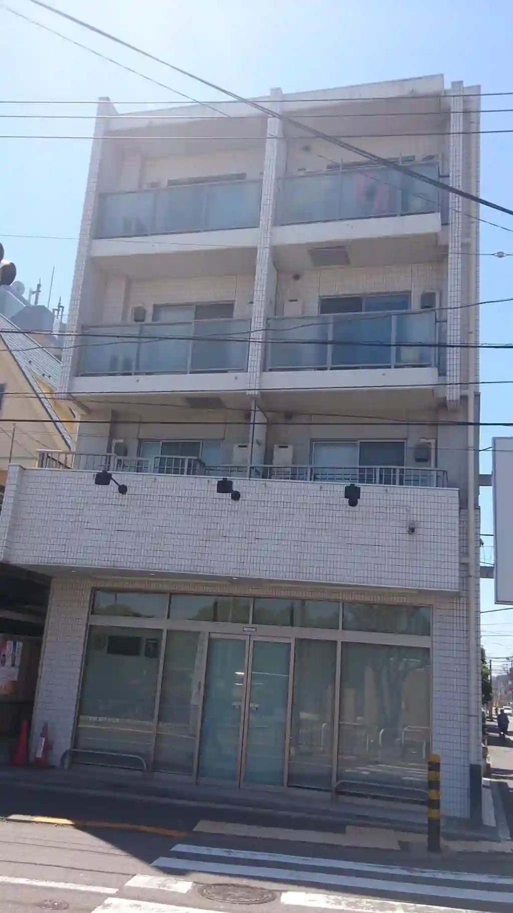 AHM 外観