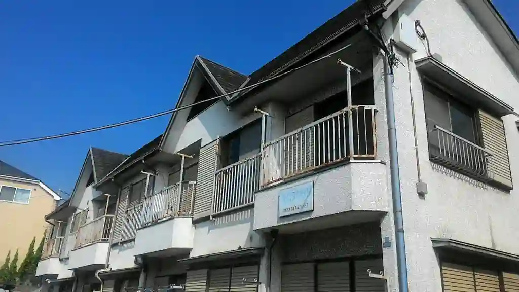 クリスタルハイツ 外観