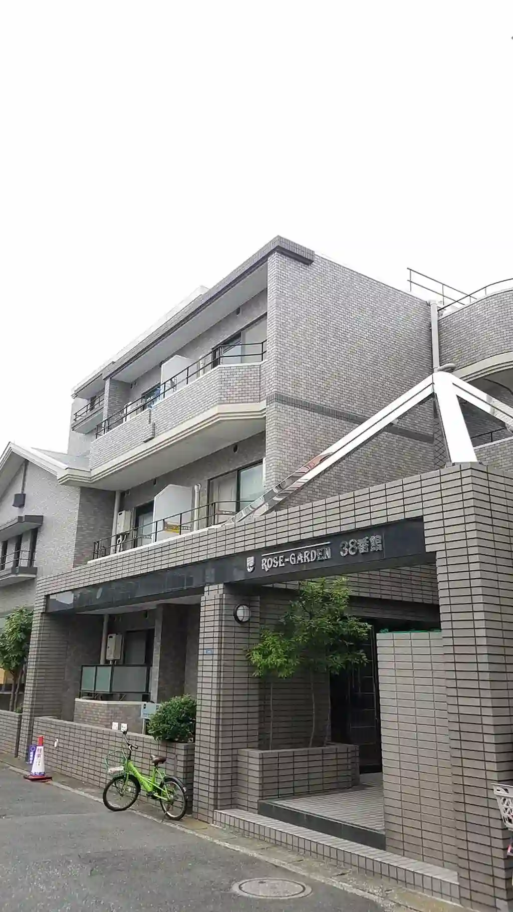 ローズガーデンA38番館 外観