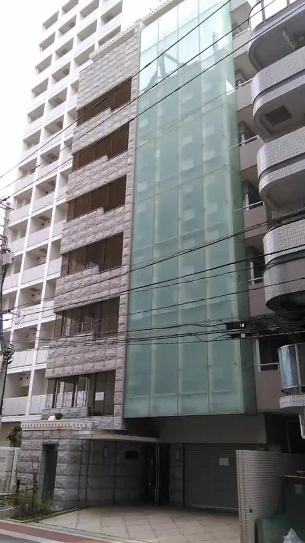 クリスタル・K 外観