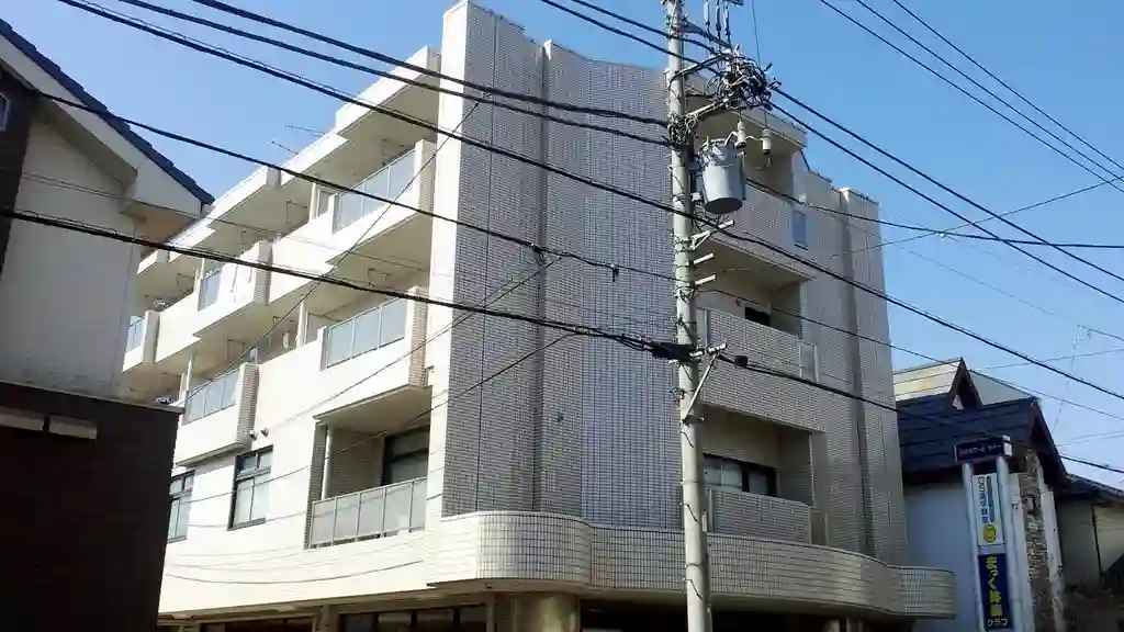 エスポワールサトー 外観