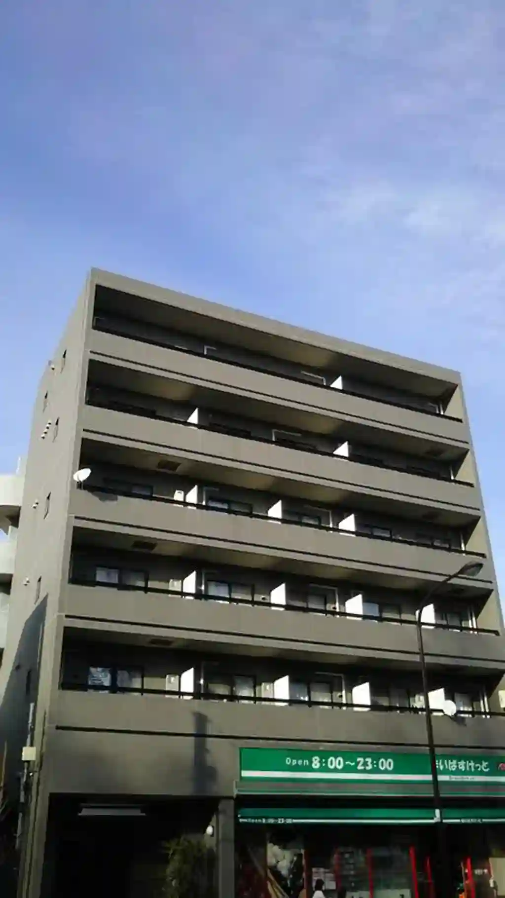 バウハウス 外観