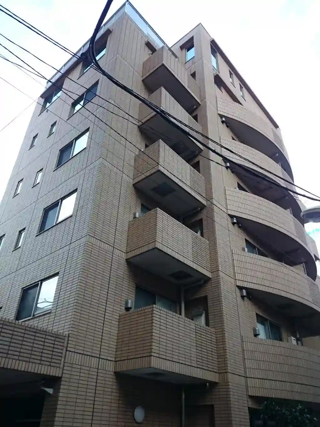 フローラ初台 外観