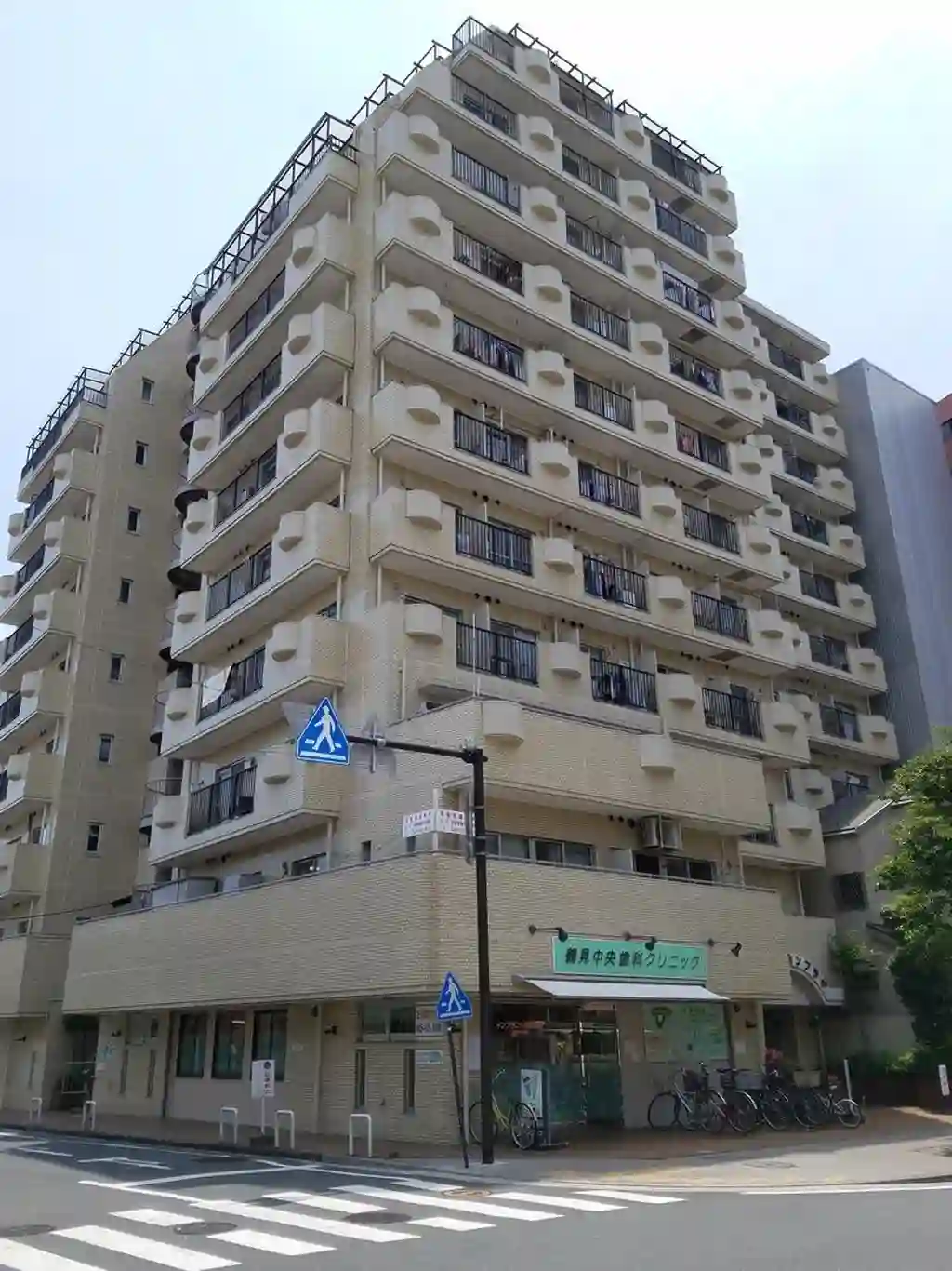 ダイカンプラザ鶴見 外観