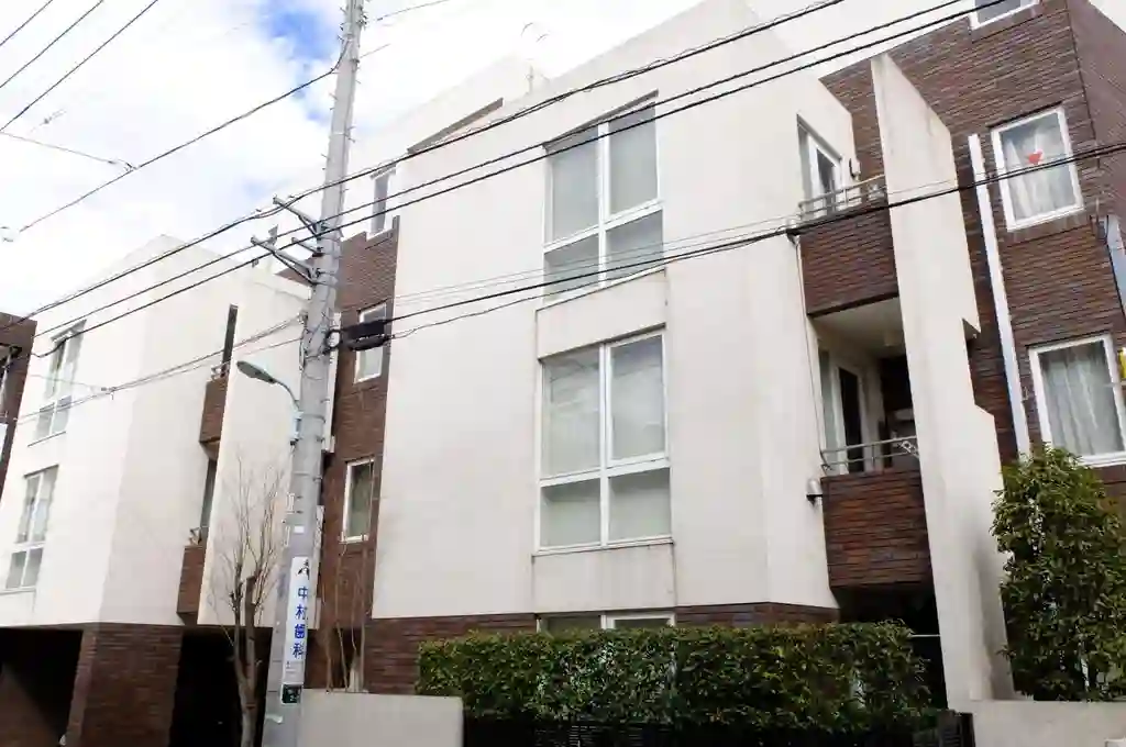 シラコアパートメントハウス 外観