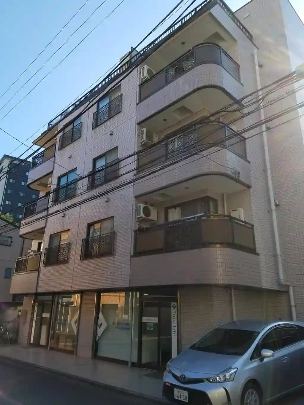 シャルマン横浜 外観