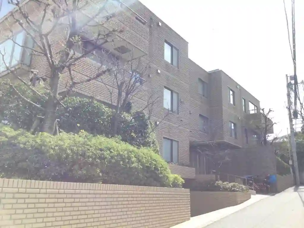 ガーデン東山 外観