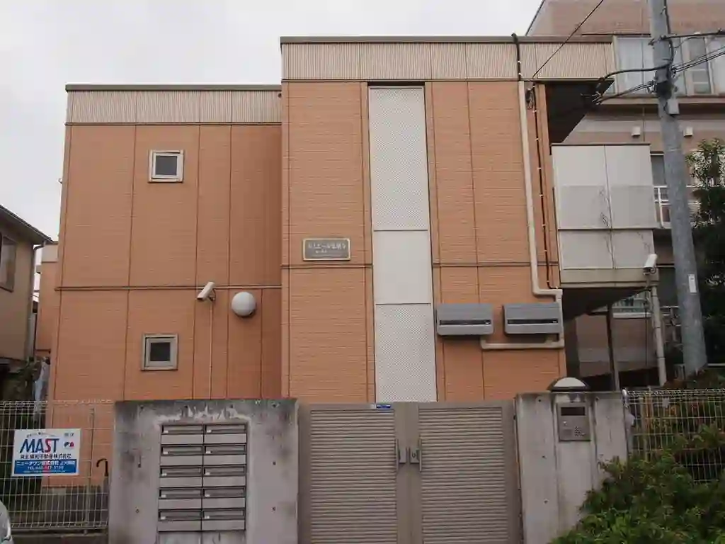 ルミエール弘明寺 外観