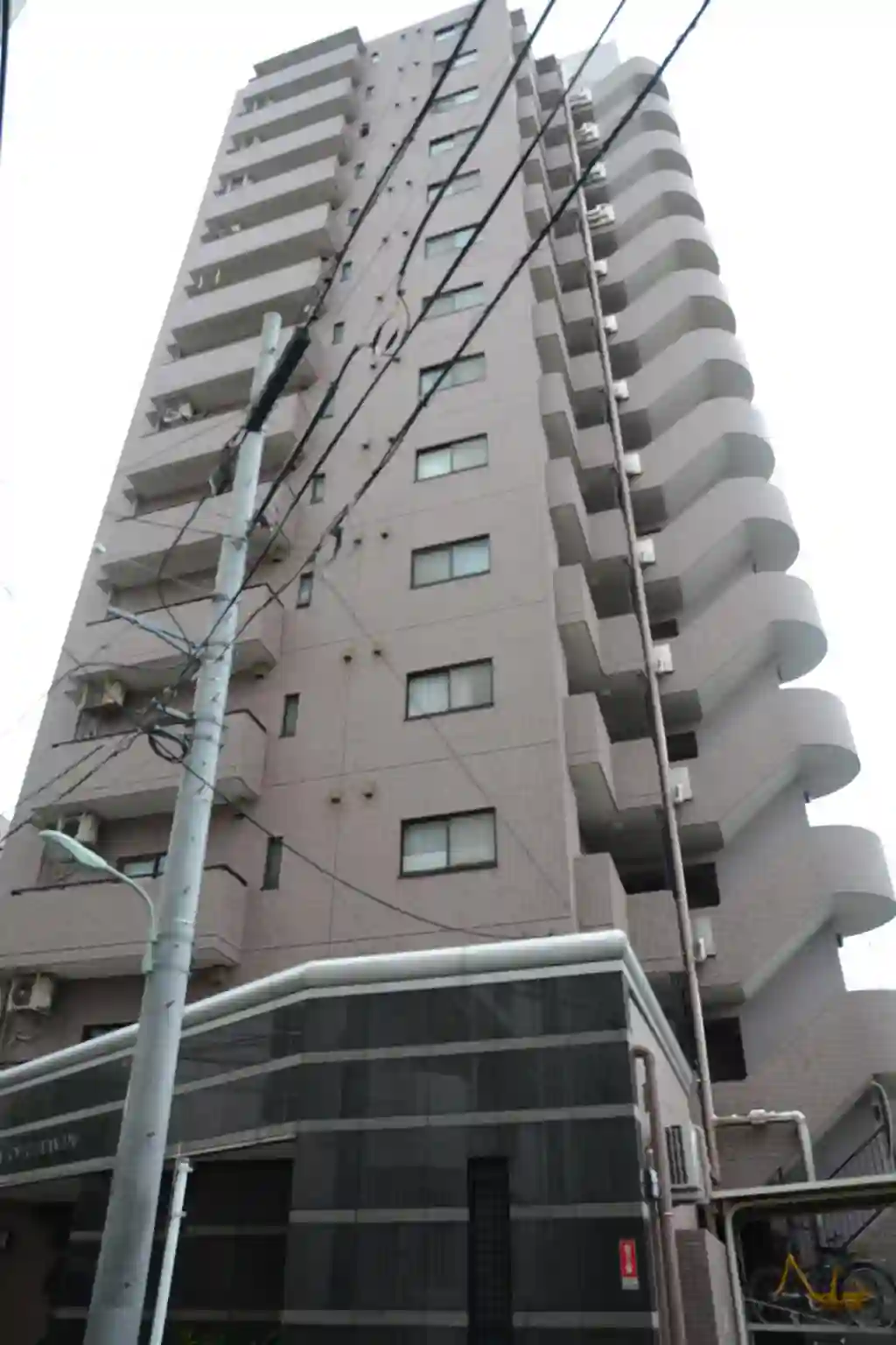 ロイヤルタワー旗の台 外観