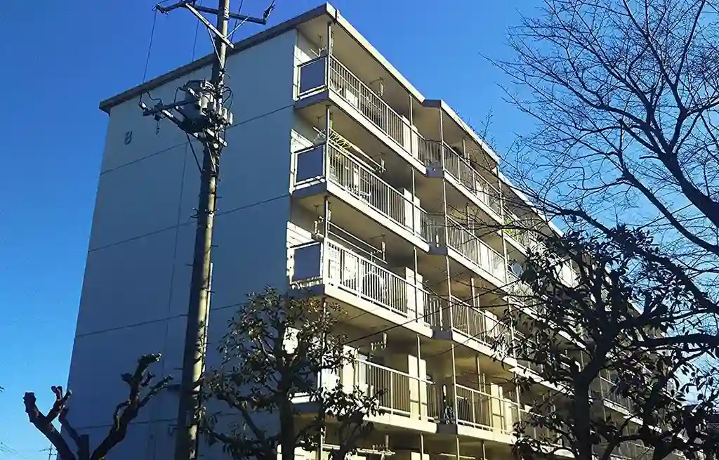 東向地団地8号棟 外観