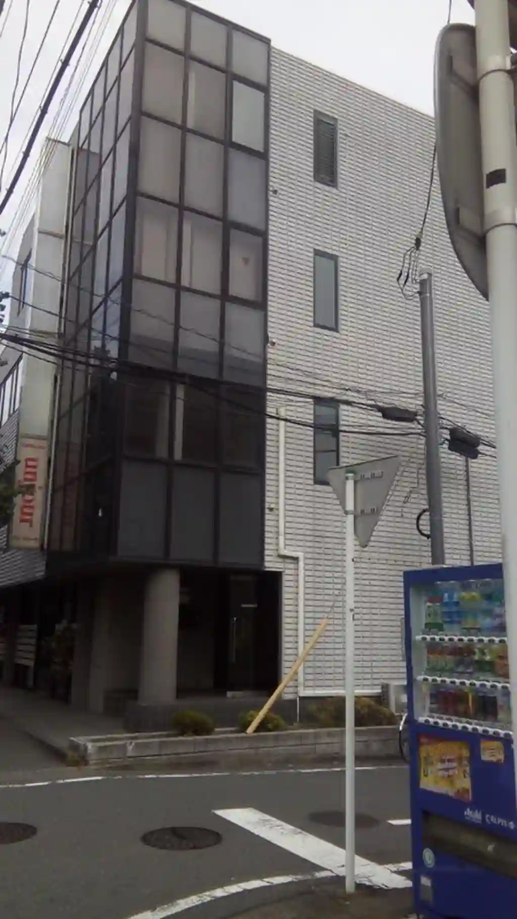 インテレクチュアルビル 外観